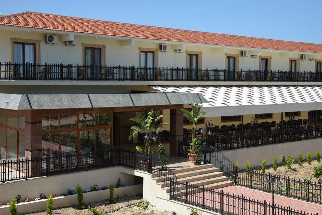 Szálloda Riverside Garden 4*